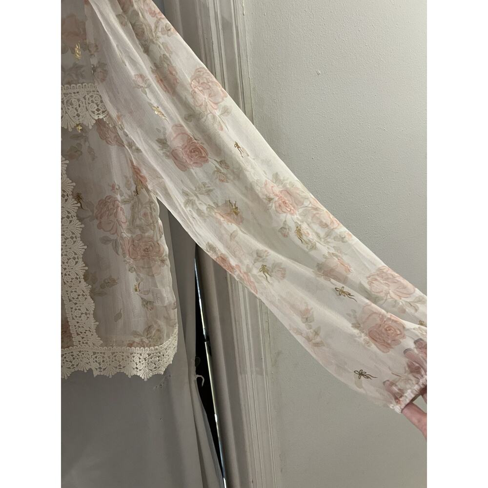 Alice Blue White Pink Floral Sheer Button Front Lace Trim Top Sz L - Picture 5 of 8